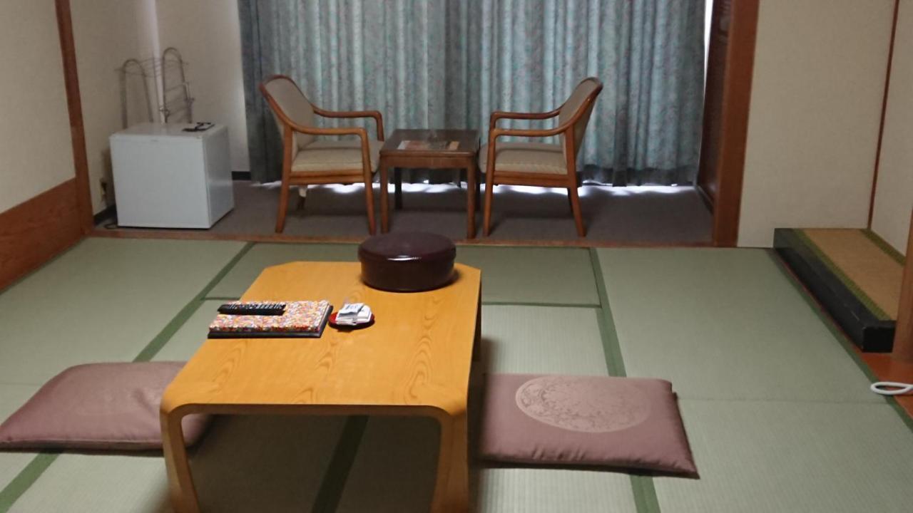 The Gran Resort Elegante Awajishima מראה חיצוני תמונה