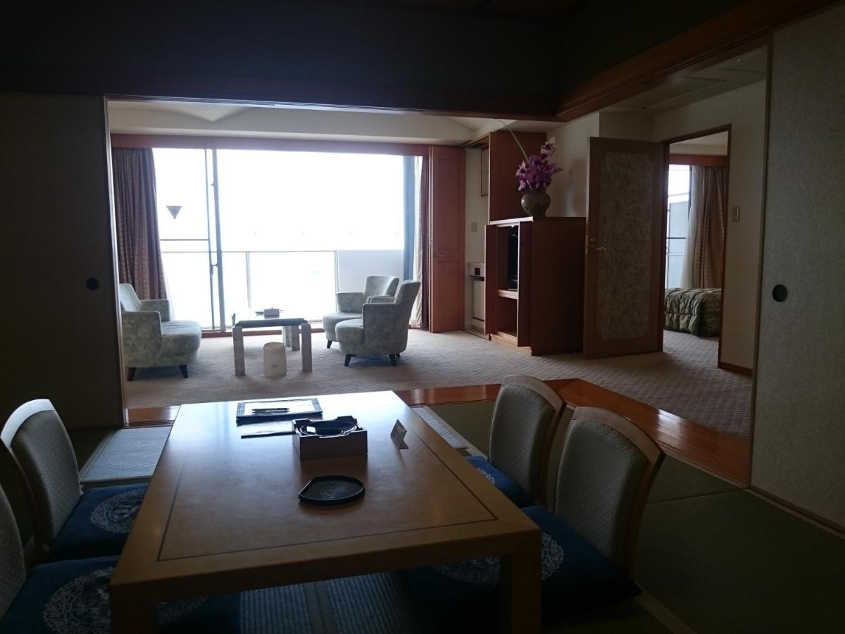 The Gran Resort Elegante Awajishima מראה חיצוני תמונה