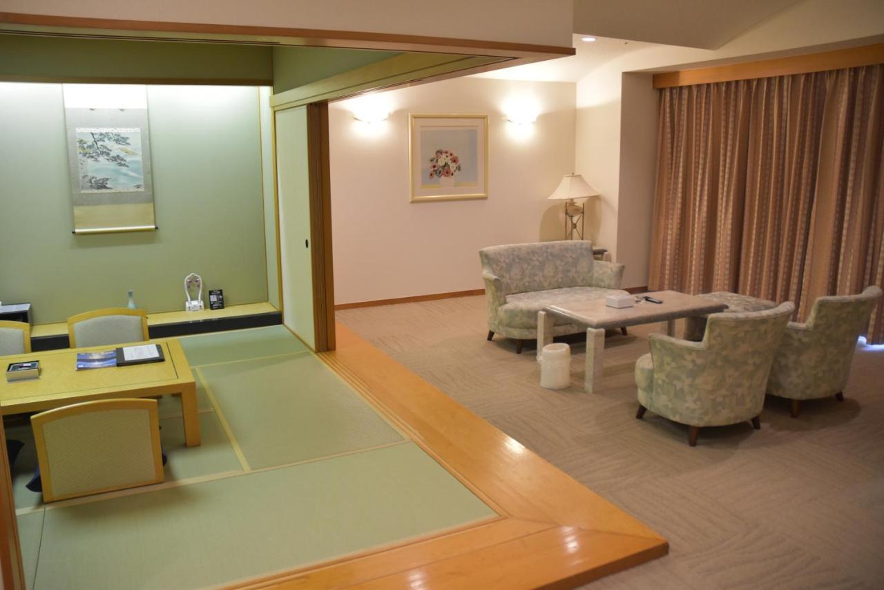 The Gran Resort Elegante Awajishima מראה חיצוני תמונה